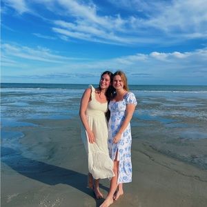 Meet your Posher, Julia